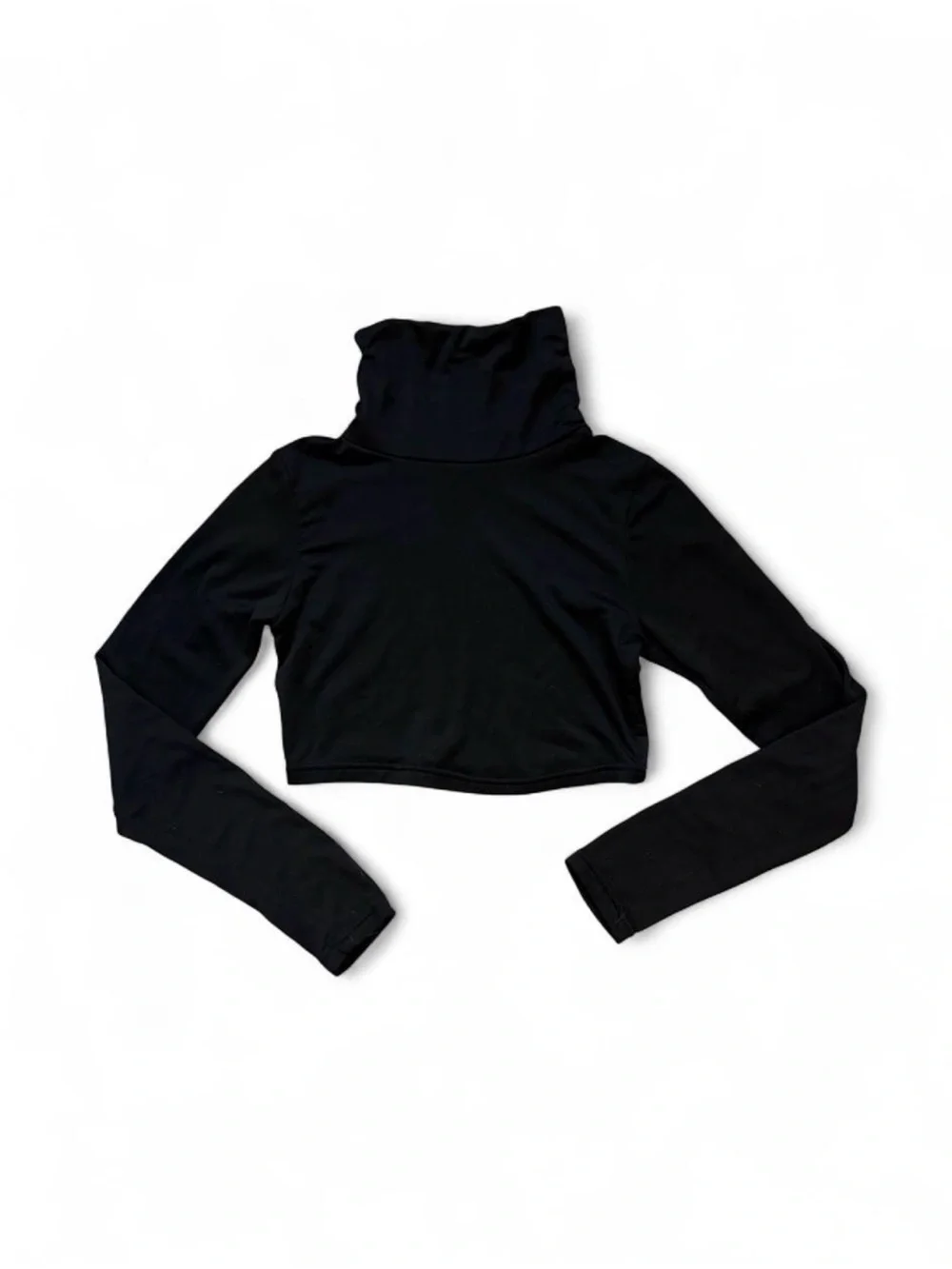 Black Long Sleeve Turtleneck Crop Top